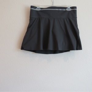 Athleta Black Olive Reflective Stretch Pull On Sonic Skort Size Medium